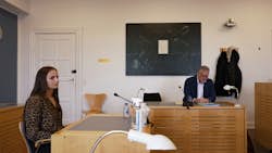 Pigerne på kanten