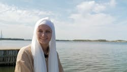 Pigerne på kanten