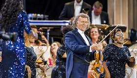 André Rieu "Love is All Around"